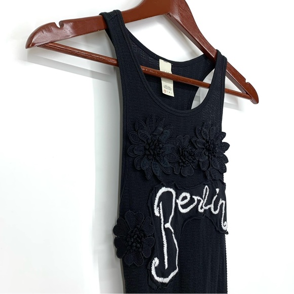 Free People Black Flower Applique Embroidered Berlin Muscle Tank Top Size XS - Picture 3 of 15